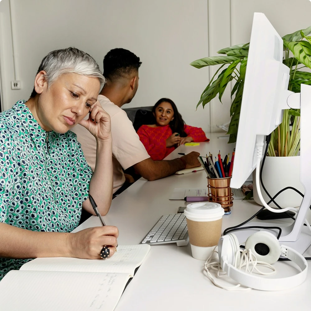 Business and finance services play a cruc-ial role in the modern economy